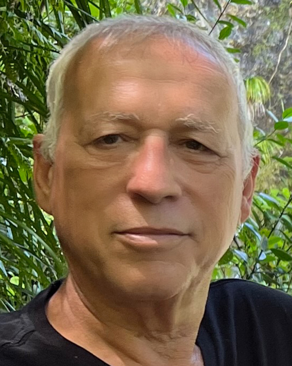 אמוץ חצרוני